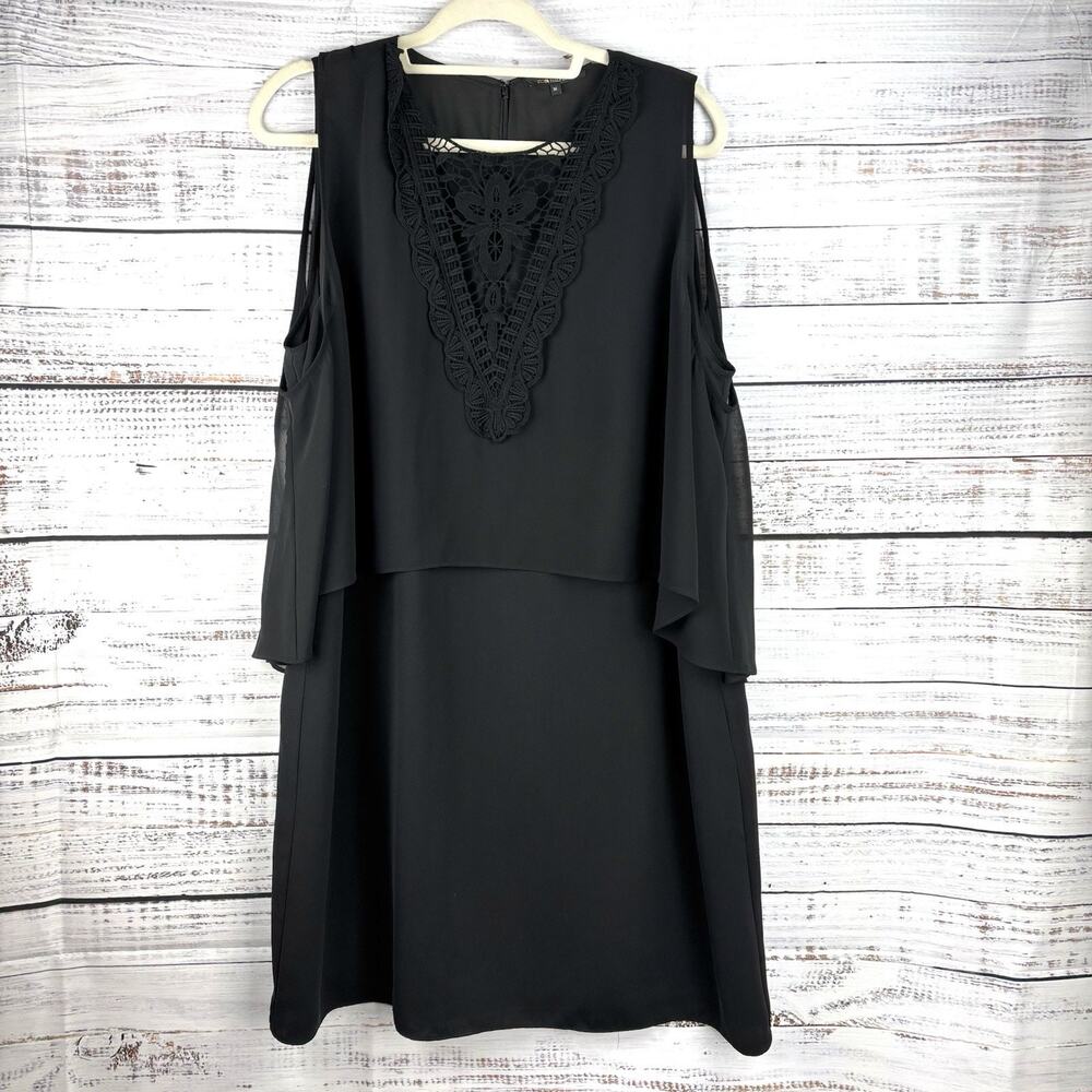 Kobi Halperin Black Shift‎ Dress with Floral Lace Accent, Size XL, Sleeveless
